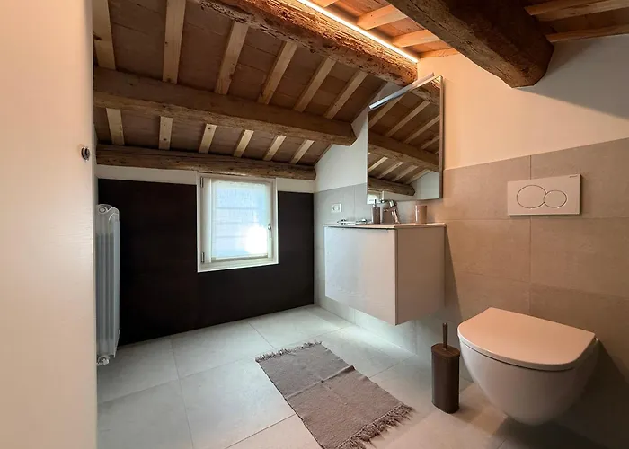 Iris House كيودجا