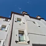 Iris House Appartamento *