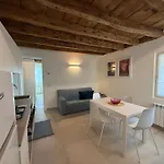 Iris House Appartamento *