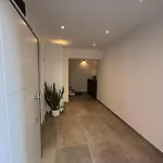 Iris House Apartment